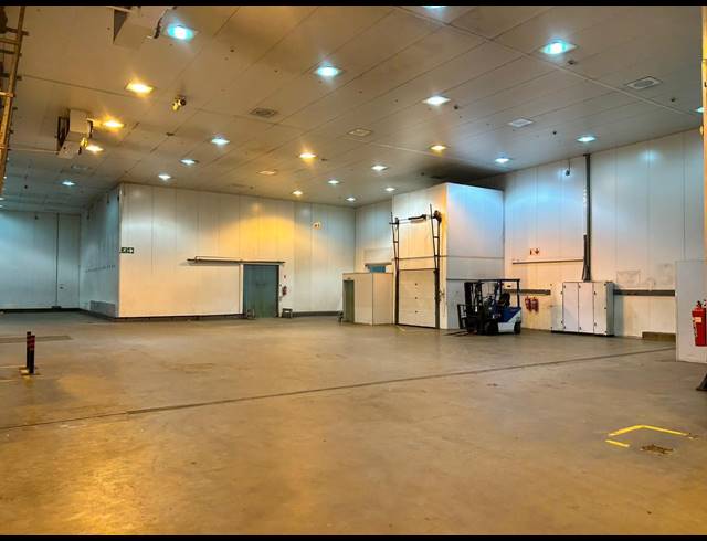 9,000M² WAREHOUSE TO LET IN EASTGATE